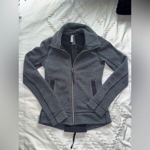 Lululemon En Route Jacket
